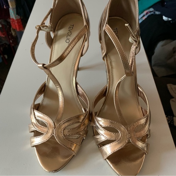 Gold Tevolio Heels, size 8.5, Ankle Strap, 2.75” heel - Picture 7 of 11